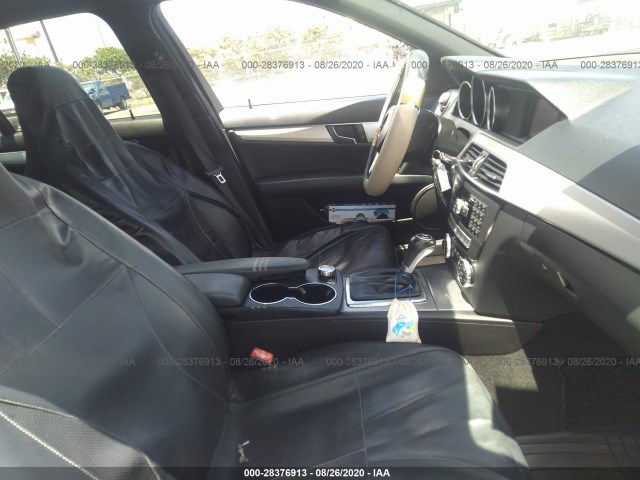 Photo 4 VIN: WDDGF4HB8EG214135 - MERCEDES-BENZ C-CLASS 