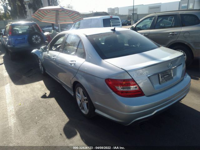 Photo 4 VIN: WDDGF4HB8ER306849 - MERCEDES-BENZ C-CLASS 