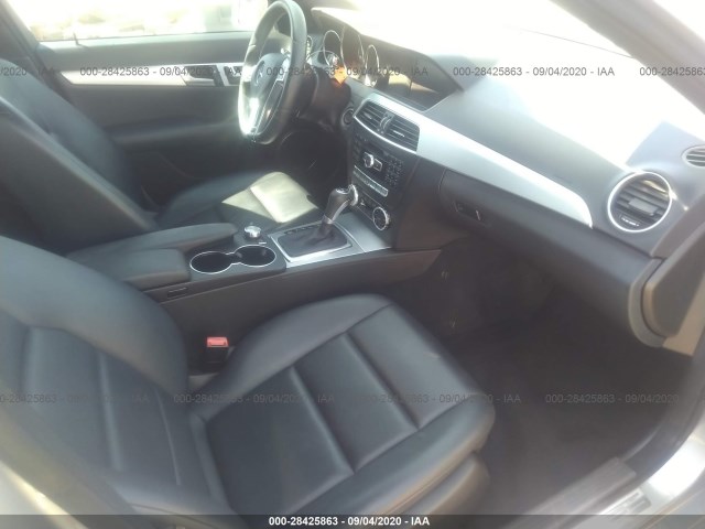 Photo 4 VIN: WDDGF4HB9CA600241 - MERCEDES-BENZ C-CLASS 