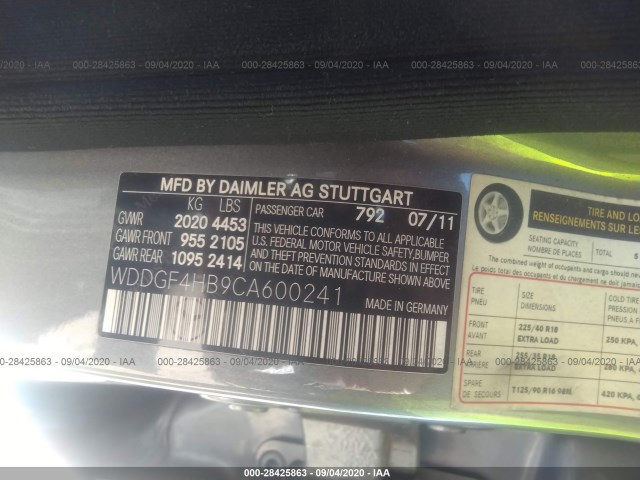 Photo 8 VIN: WDDGF4HB9CA600241 - MERCEDES-BENZ C-CLASS 