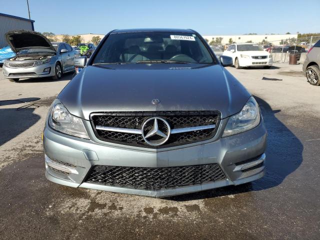 Photo 4 VIN: WDDGF4HB9CA631702 - MERCEDES-BENZ C 250 