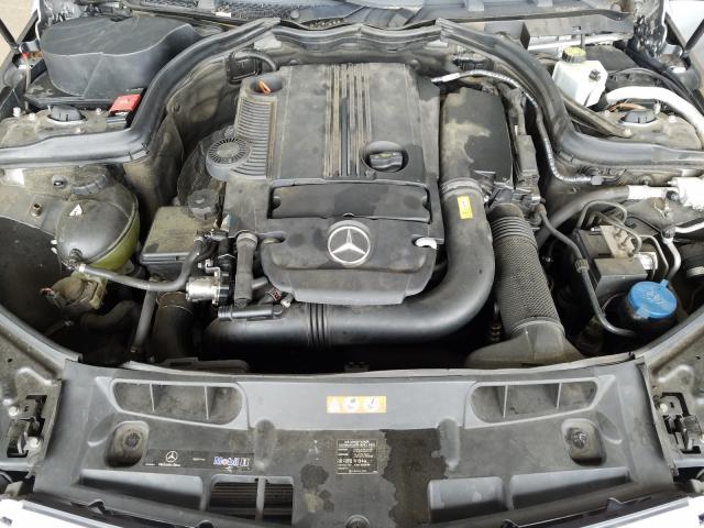 Photo 6 VIN: WDDGF4HB9CR195905 - MERCEDES-BENZ C 250 