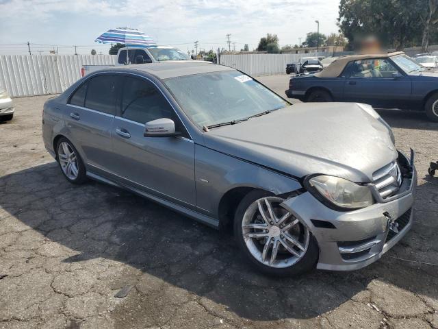 Photo 3 VIN: WDDGF4HB9CR211374 - MERCEDES-BENZ C 250 