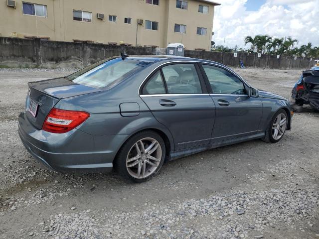 Photo 2 VIN: WDDGF4HB9CR214484 - MERCEDES-BENZ C 250 