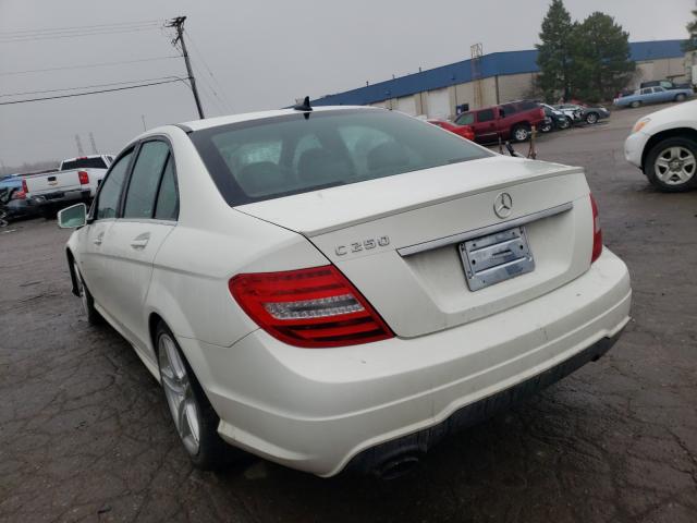 Photo 2 VIN: WDDGF4HB9CR215439 - MERCEDES-BENZ C 250 