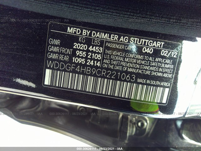 Photo 8 VIN: WDDGF4HB9CR221063 - MERCEDES-BENZ C-CLASS 