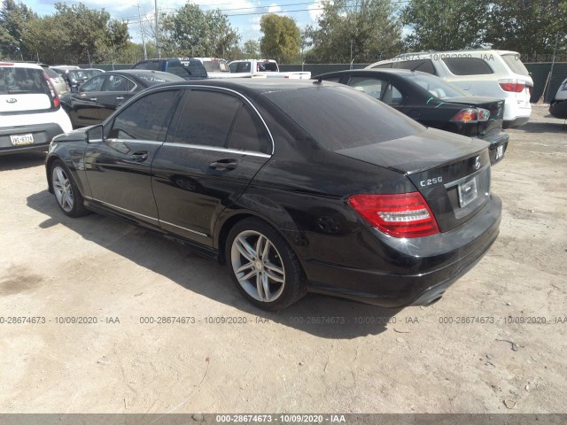 Photo 2 VIN: WDDGF4HB9CR239742 - MERCEDES-BENZ C-CLASS 