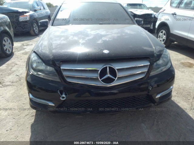 Photo 5 VIN: WDDGF4HB9CR239742 - MERCEDES-BENZ C-CLASS 