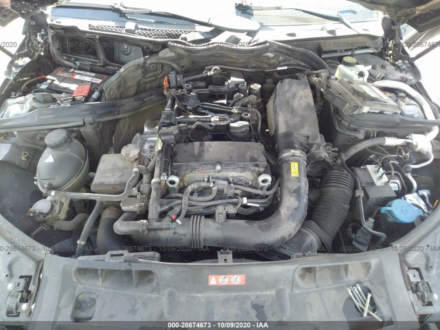 Photo 9 VIN: WDDGF4HB9CR239742 - MERCEDES-BENZ C-CLASS 