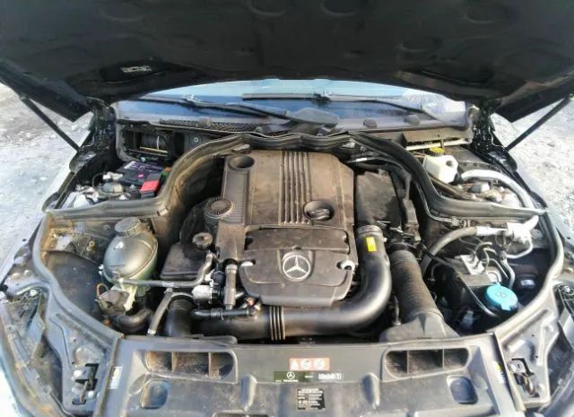 Photo 9 VIN: WDDGF4HB9CR239868 - MERCEDES-BENZ C-CLASS 