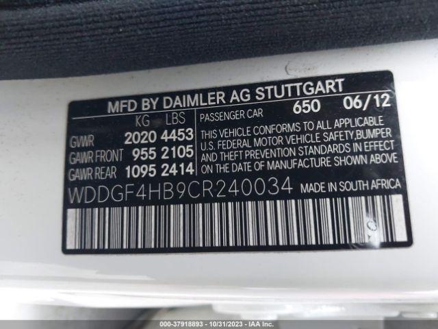 Photo 8 VIN: WDDGF4HB9CR240034 - MERCEDES-BENZ C-CLASS 