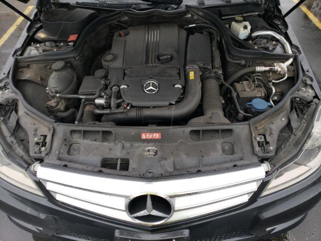 Photo 10 VIN: WDDGF4HB9DA759259 - MERCEDES-BENZ C-CLASS 