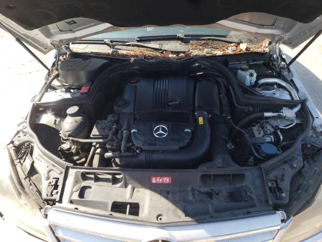 Photo 6 VIN: WDDGF4HB9DA792049 - MERCEDES-BENZ C 250 