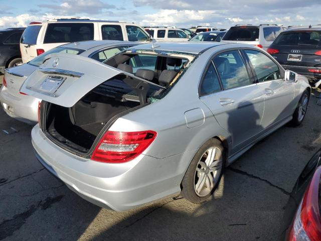 Photo 2 VIN: WDDGF4HB9DA869714 - MERCEDES-BENZ C-CLASS 