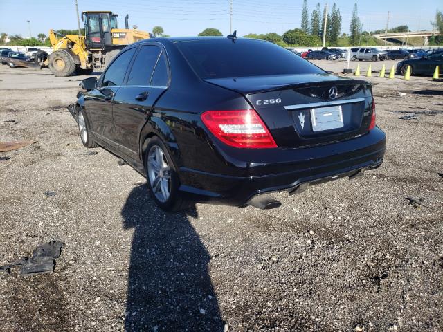 Photo 2 VIN: WDDGF4HB9DG101020 - MERCEDES-BENZ C 250 