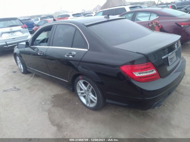 Photo 2 VIN: WDDGF4HB9DR263251 - MERCEDES-BENZ C-CLASS 