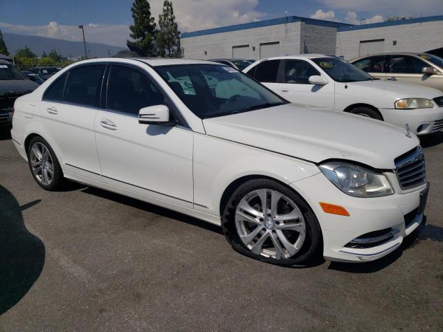 Photo 3 VIN: WDDGF4HB9DR263427 - MERCEDES-BENZ C 250 