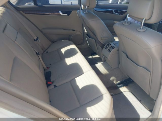 Photo 7 VIN: WDDGF4HB9DR265243 - MERCEDES-BENZ C 250 