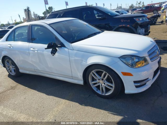 Photo 0 VIN: WDDGF4HB9DR265534 - MERCEDES-BENZ C 250 