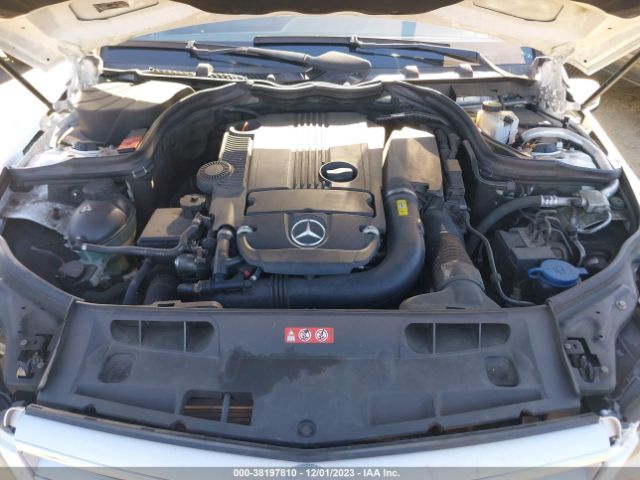 Photo 9 VIN: WDDGF4HB9DR265534 - MERCEDES-BENZ C 250 