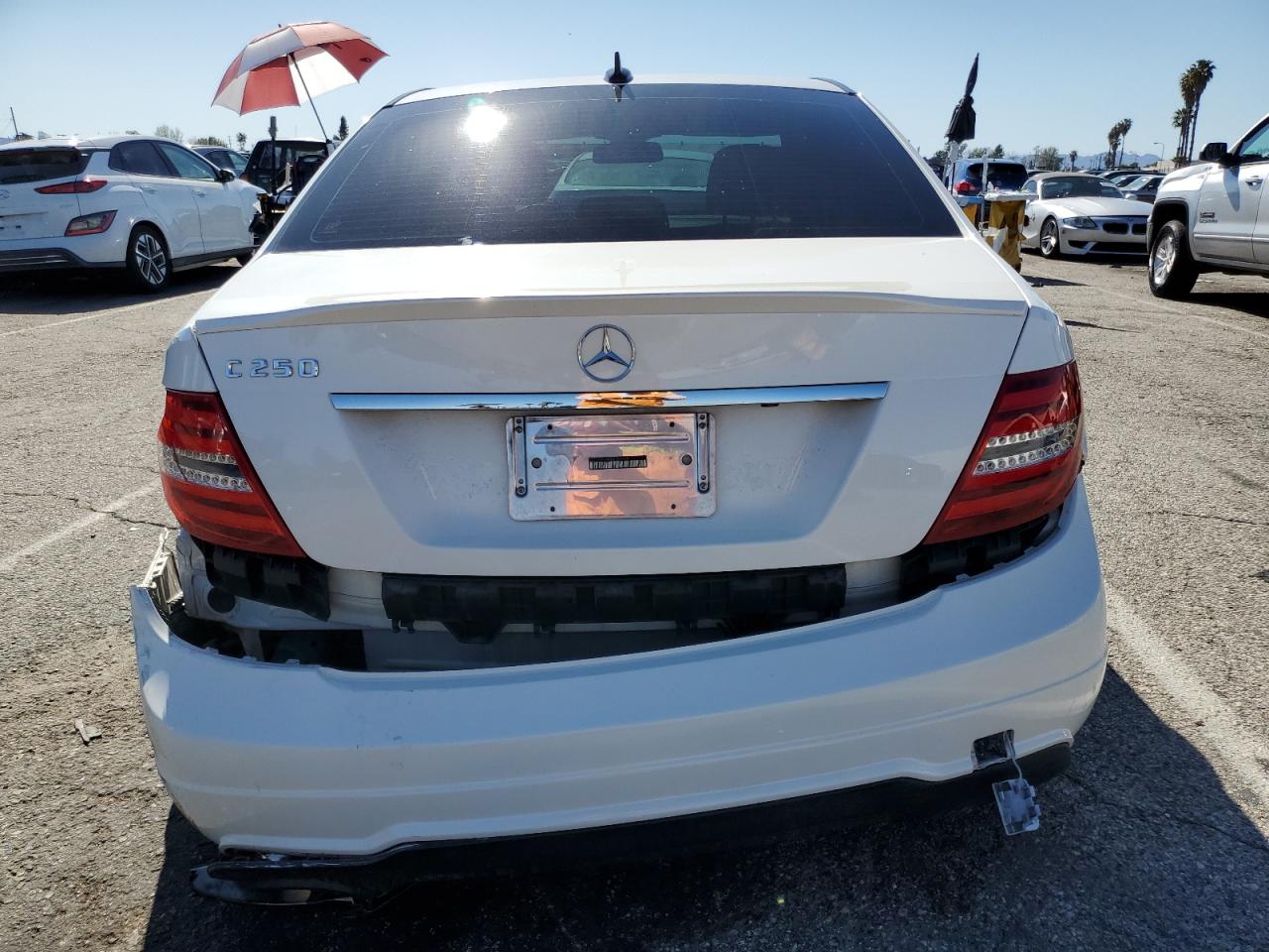 Photo 5 VIN: WDDGF4HB9DR268949 - MERCEDES-BENZ C 250 