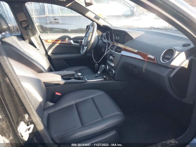 Photo 4 VIN: WDDGF4HB9DR269776 - MERCEDES-BENZ C 250 