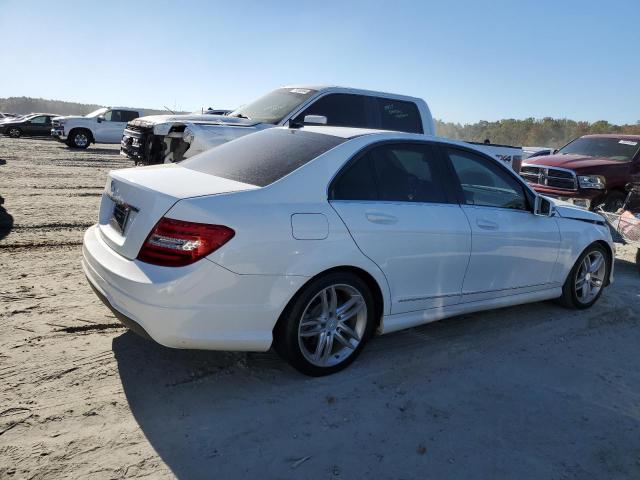 Photo 2 VIN: WDDGF4HB9DR270832 - MERCEDES-BENZ C 250 