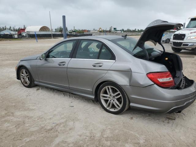 Photo 1 VIN: WDDGF4HB9DR271348 - MERCEDES-BENZ C-CLASS 