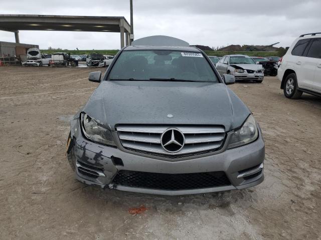 Photo 4 VIN: WDDGF4HB9DR271348 - MERCEDES-BENZ C-CLASS 