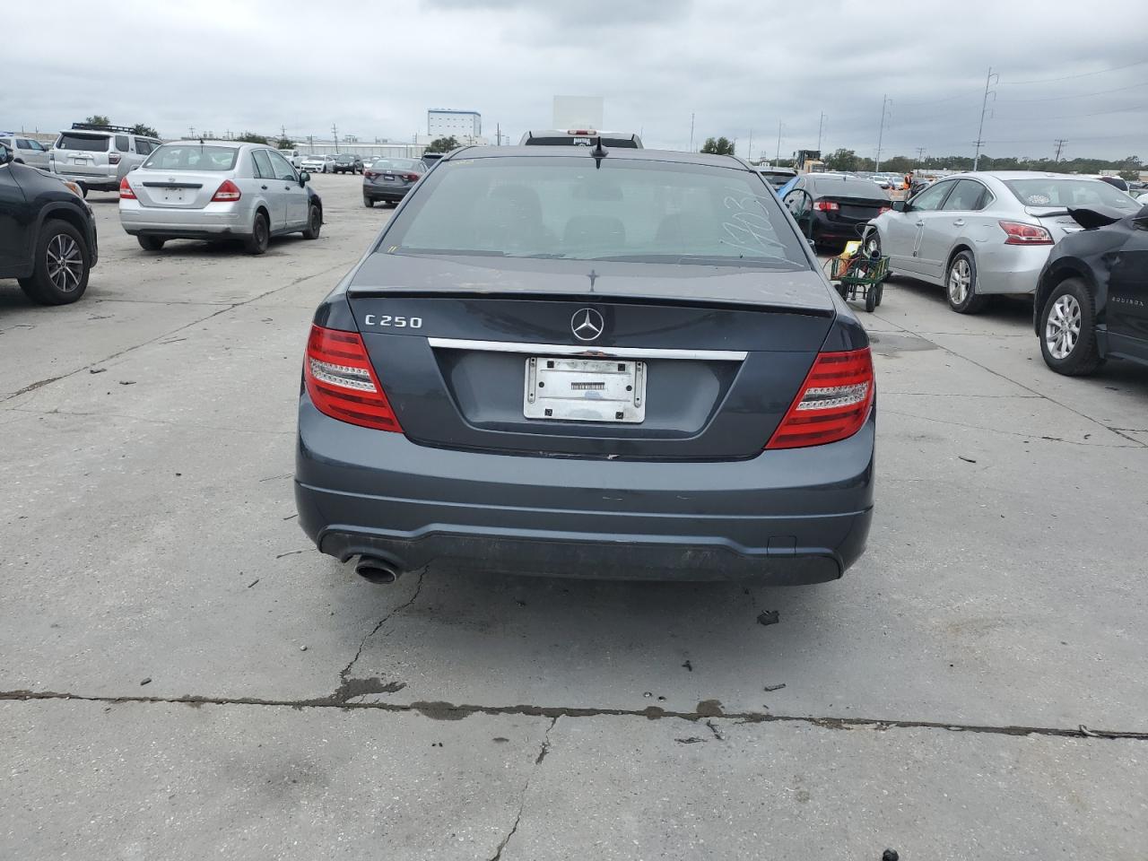 Photo 5 VIN: WDDGF4HB9DR279112 - MERCEDES-BENZ C-KLASSE 