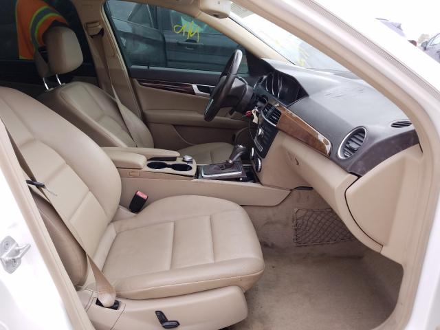 Photo 4 VIN: WDDGF4HB9DR297447 - MERCEDES-BENZ C 250 