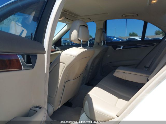 Photo 7 VIN: WDDGF4HB9EA956420 - MERCEDES-BENZ C 250 