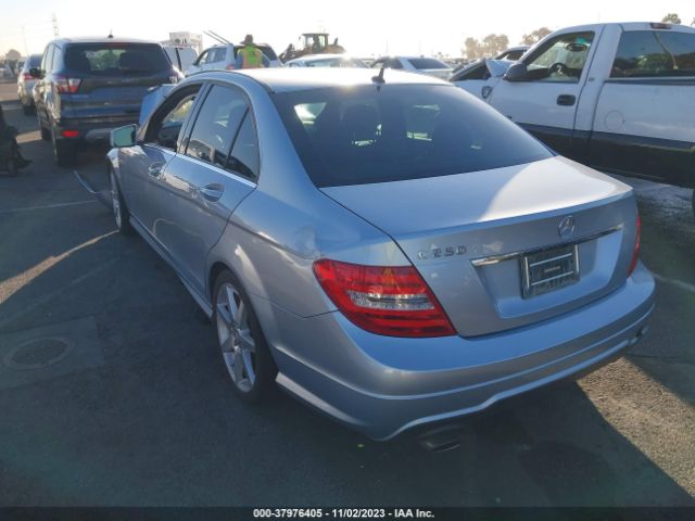 Photo 2 VIN: WDDGF4HB9EA959088 - MERCEDES-BENZ C 250 