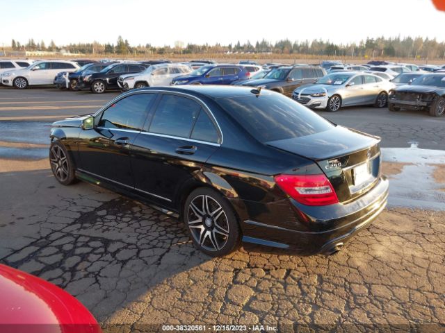 Photo 2 VIN: WDDGF4HB9EG233440 - MERCEDES-BENZ C 250 