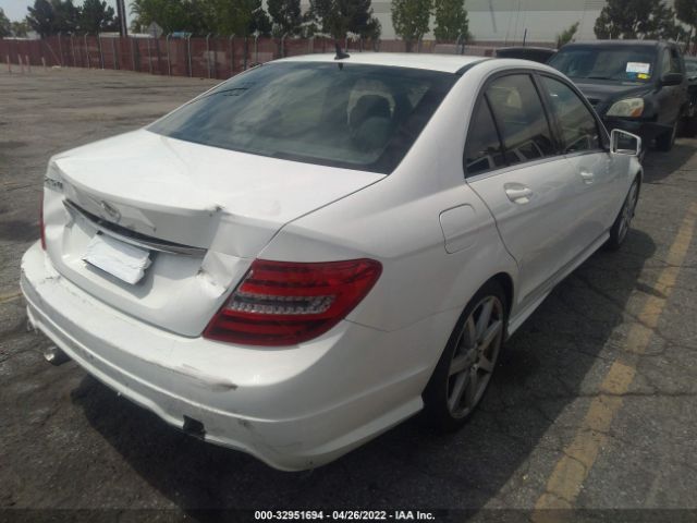 Photo 3 VIN: WDDGF4HB9EG254787 - MERCEDES-BENZ C-CLASS 