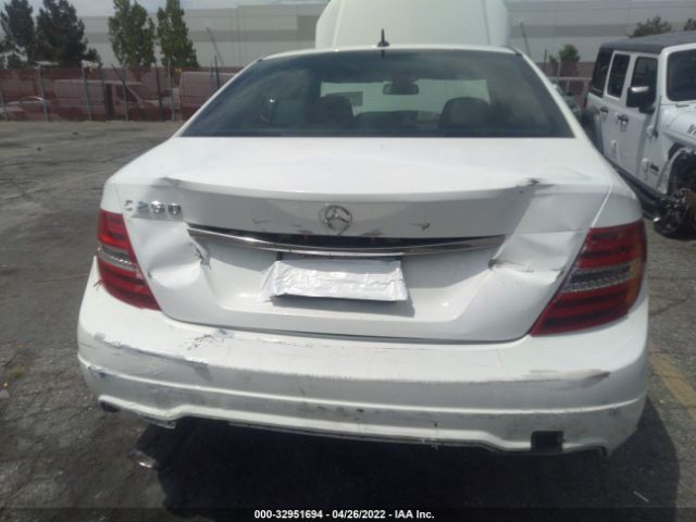 Photo 5 VIN: WDDGF4HB9EG254787 - MERCEDES-BENZ C-CLASS 