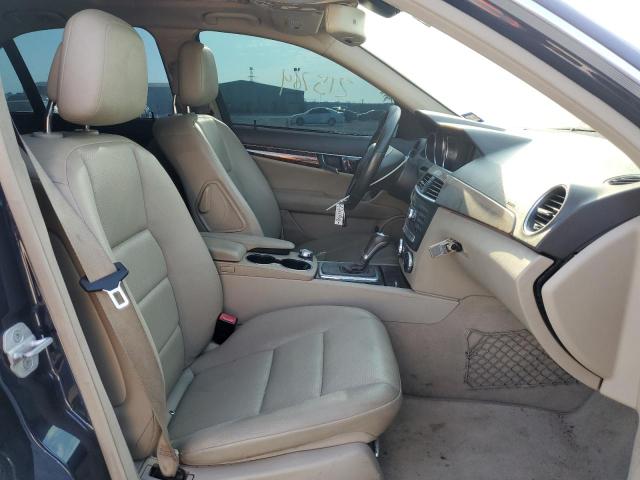 Photo 4 VIN: WDDGF4HB9ER316371 - MERCEDES-BENZ C 250 