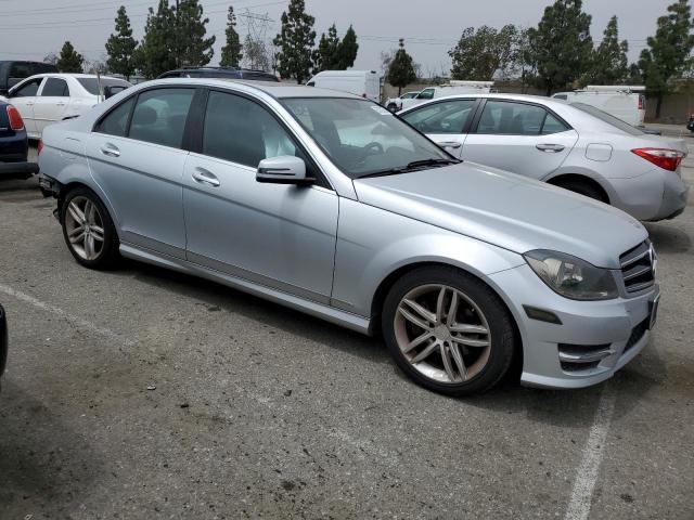 Photo 3 VIN: WDDGF4HB9ER316483 - MERCEDES-BENZ C-CLASS 