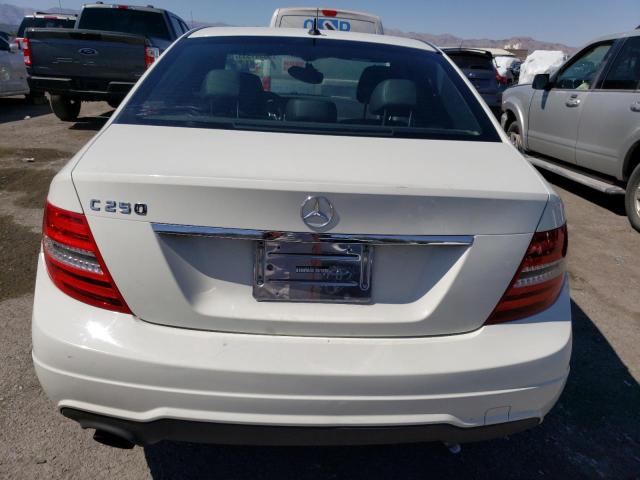 Photo 5 VIN: WDDGF4HBXCA643583 - MERCEDES-BENZ C-CLASS 