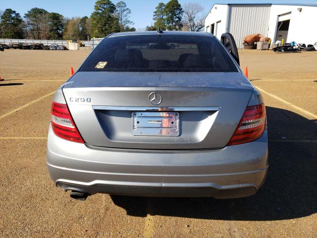 Photo 5 VIN: WDDGF4HBXCA677216 - MERCEDES-BENZ C-CLASS 