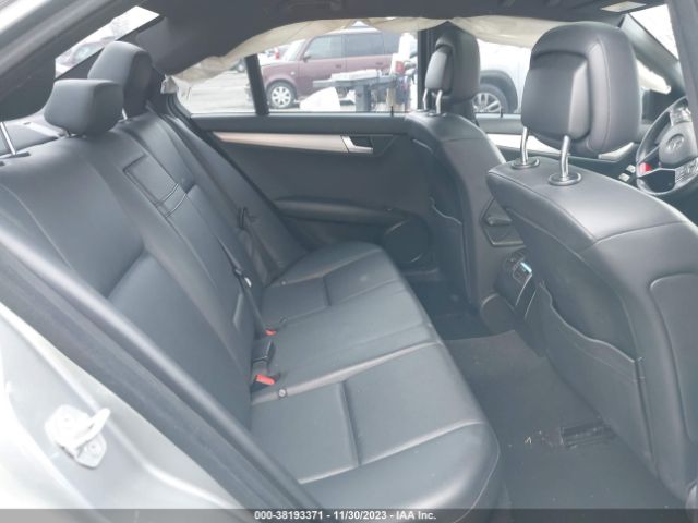 Photo 7 VIN: WDDGF4HBXCR202912 - MERCEDES-BENZ C 250 