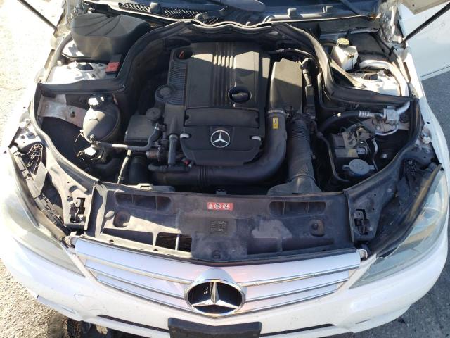 Photo 10 VIN: WDDGF4HBXCR215238 - MERCEDES-BENZ C 250 