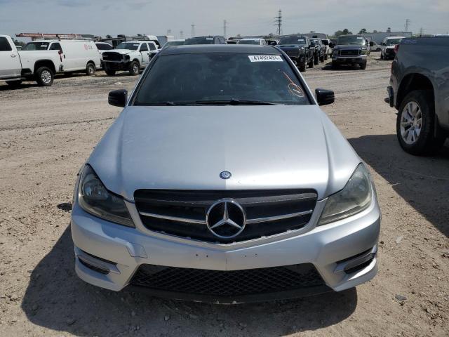 Photo 4 VIN: WDDGF4HBXCR217037 - MERCEDES-BENZ C-CLASS 