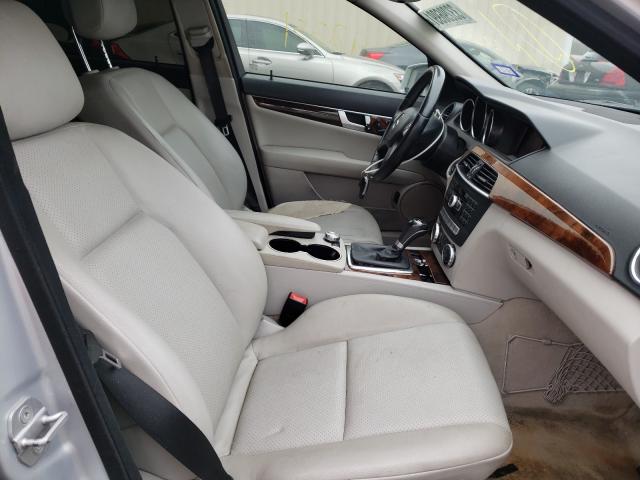 Photo 4 VIN: WDDGF4HBXCR221203 - MERCEDES-BENZ C 250 