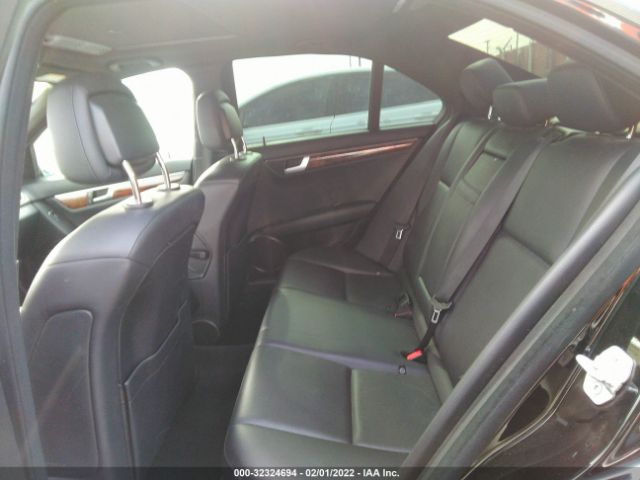 Photo 7 VIN: WDDGF4HBXCR222948 - MERCEDES-BENZ C-CLASS 