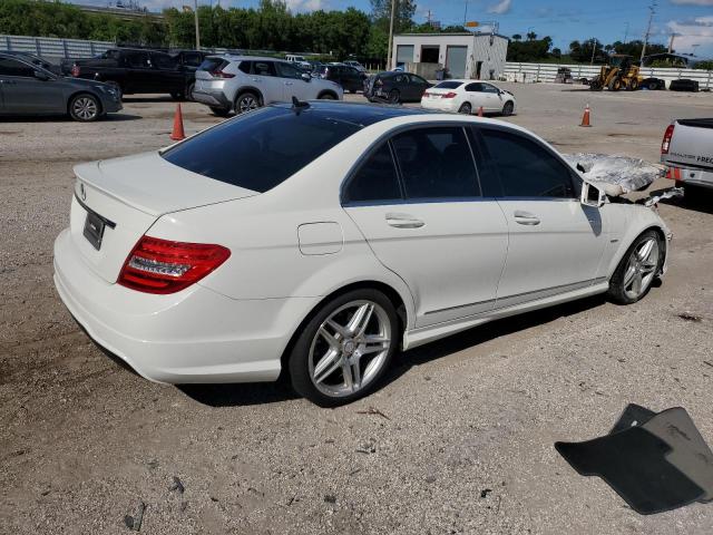 Photo 2 VIN: WDDGF4HBXCR234517 - MERCEDES-BENZ C 250 