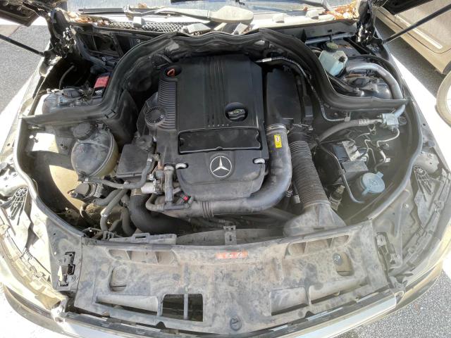 Photo 6 VIN: WDDGF4HBXDA742793 - MERCEDES-BENZ C-CLASS 