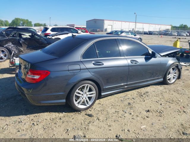 Photo 3 VIN: WDDGF4HBXDA768391 - MERCEDES-BENZ C 250 