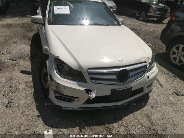 Photo 5 VIN: WDDGF4HBXDA827956 - MERCEDES-BENZ C-CLASS 