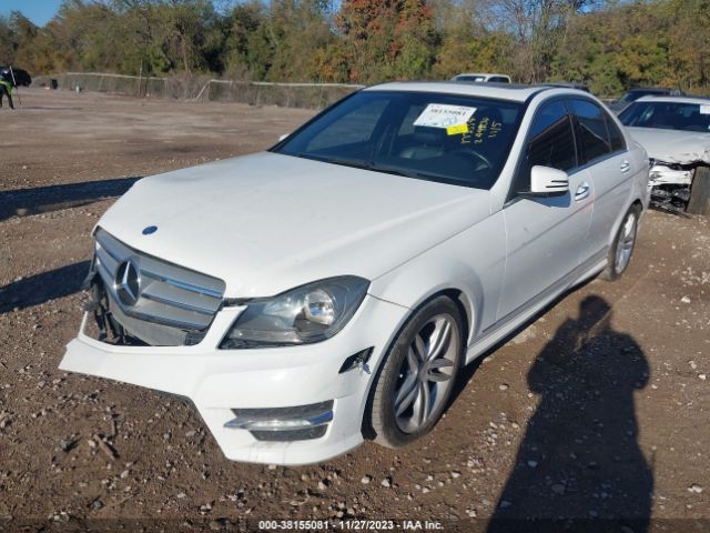 Photo 1 VIN: WDDGF4HBXDR244806 - MERCEDES-BENZ C 250 